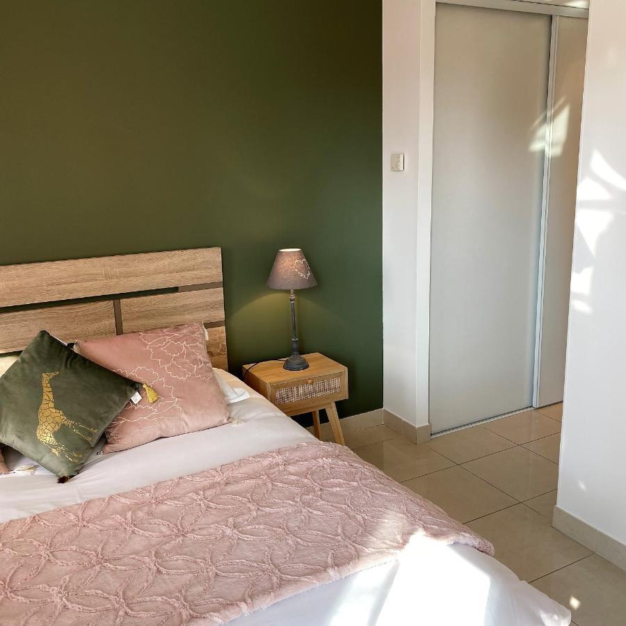 T2 Proche De La Gare, A 10 Minutes A Pieds De La Croisette, Piscine & Parking Dans Residence De Haut Standing كان المظهر الخارجي الصورة