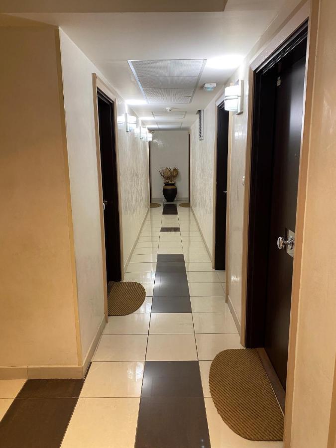 T2 Proche De La Gare, A 10 Minutes A Pieds De La Croisette, Piscine & Parking Dans Residence De Haut Standing كان المظهر الخارجي الصورة