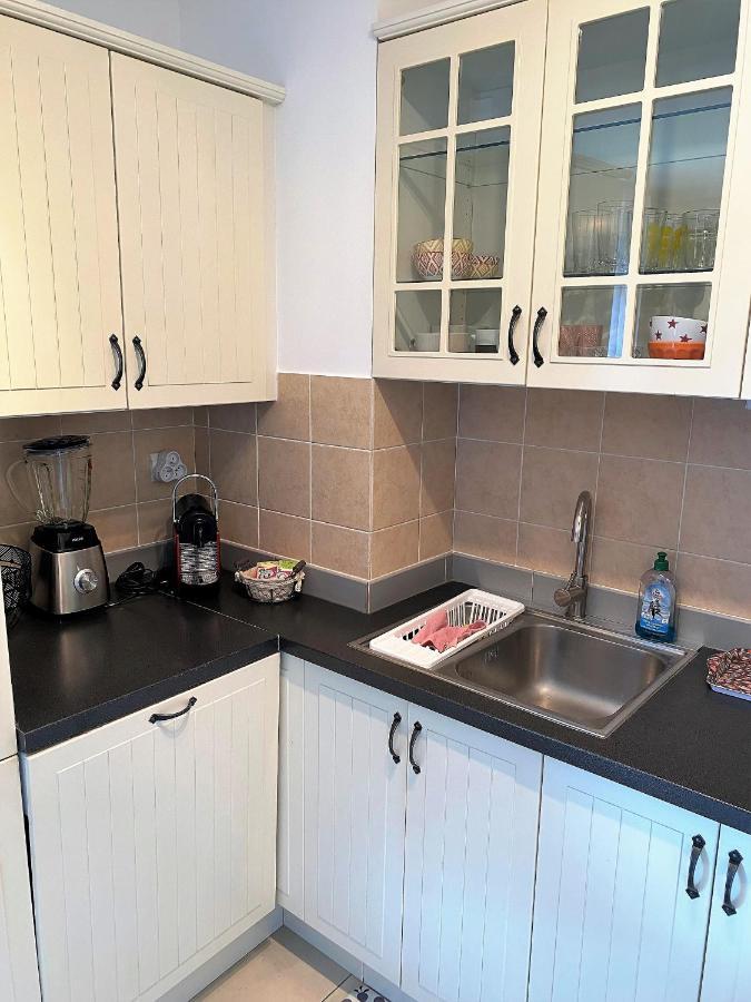 T2 Proche De La Gare, A 10 Minutes A Pieds De La Croisette, Piscine & Parking Dans Residence De Haut Standing كان المظهر الخارجي الصورة