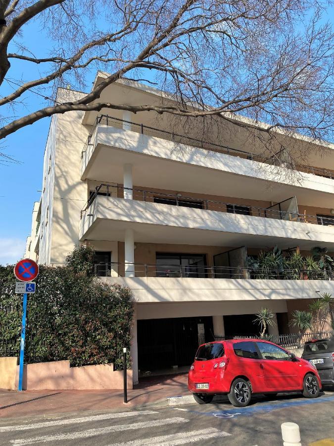 T2 Proche De La Gare, A 10 Minutes A Pieds De La Croisette, Piscine & Parking Dans Residence De Haut Standing كان المظهر الخارجي الصورة
