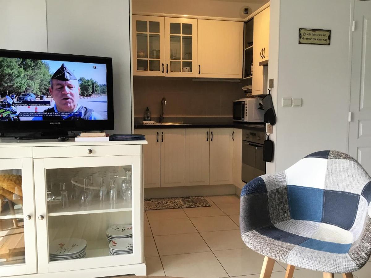 T2 Proche De La Gare, A 10 Minutes A Pieds De La Croisette, Piscine & Parking Dans Residence De Haut Standing كان المظهر الخارجي الصورة